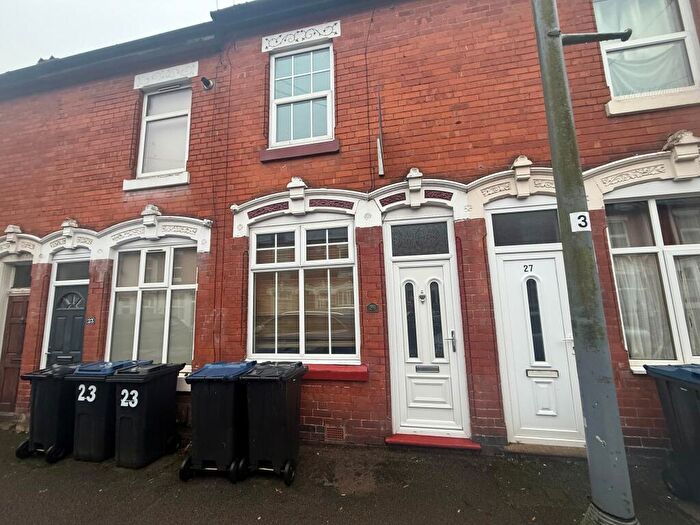 3 Bedroom House To Rent In Bank Street, Kings Heath, B14