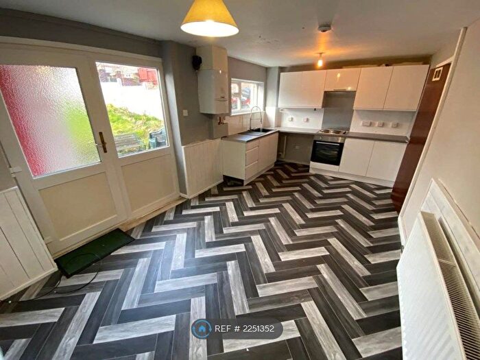 3 Bedroom Terraced House To Rent In Stones Inge, High Green, Sheffield, S35