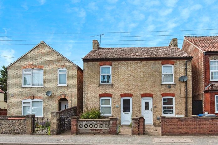 2 Bedroom Cottage For Sale In London Road, Brandon, IP27