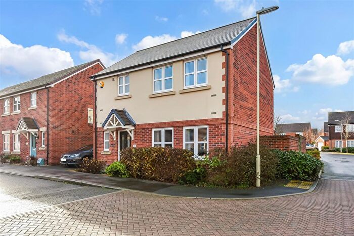 3 Bedroom Detached House For Sale In Silks Way, Andover, SP11