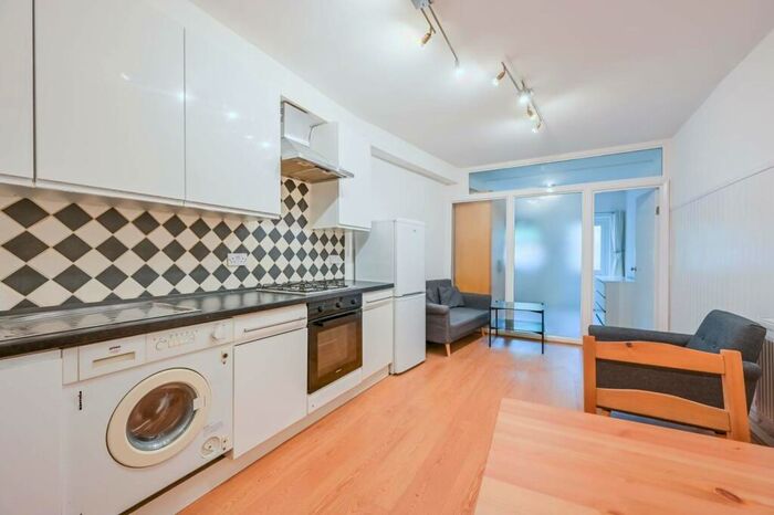 1 Bedroom Flat To Rent In Crouch End Hill, London, Crouch End, London, N8