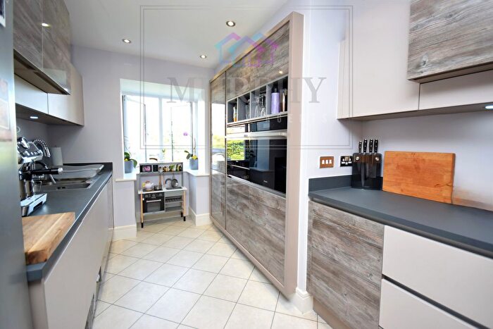 4 Bedroom Detached House For Sale In Conqueror Way, Pontefract, WF8