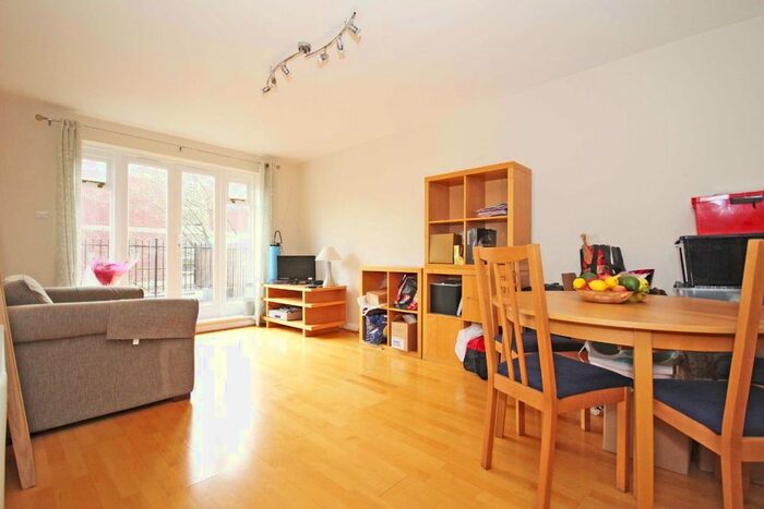 1 Bedroom Flat To Rent In Church Road, London, W3
