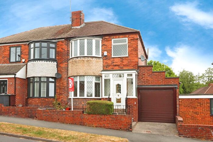 3 Bedroom Semi-Detached House For Sale In Hollybank Avenue, Sheffield, South Yorkshire, S12