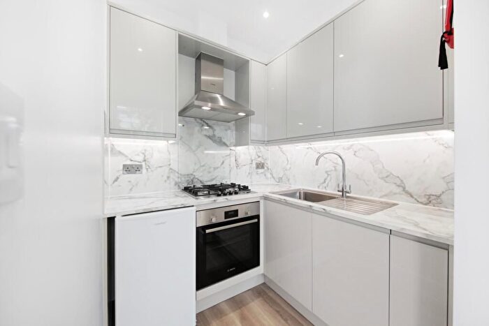 1 Bedroom Flat To Rent In Blenheim Terrace, London, NW8
