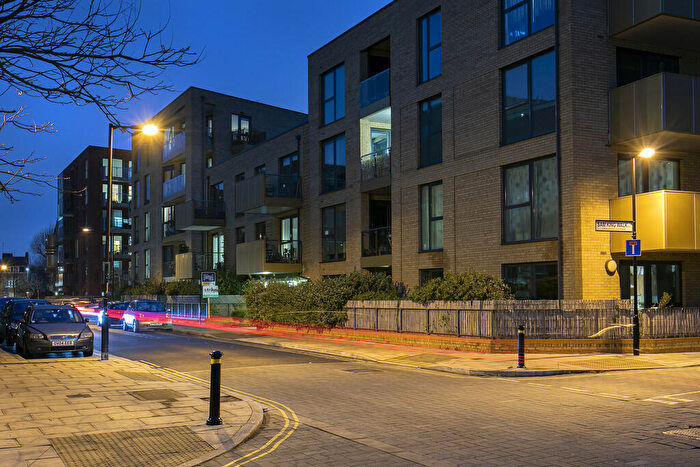 1 Bedroom Apartment For Sale In Sam King Walk, Camberwell, SE5