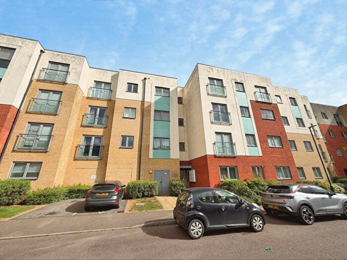2 Bedroom Flat To Rent In Admiral Drive, Stevenage, SG1