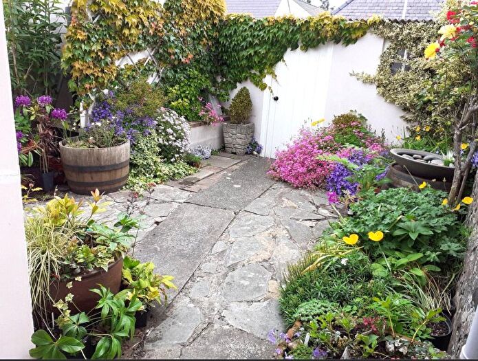 3 Bedroom End Of Terrace House For Sale In Oxford Street, Aberaeron, SA46