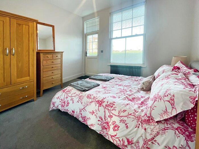 2 Bedroom Apartment To Rent In Shelley House, Cromer, NR27