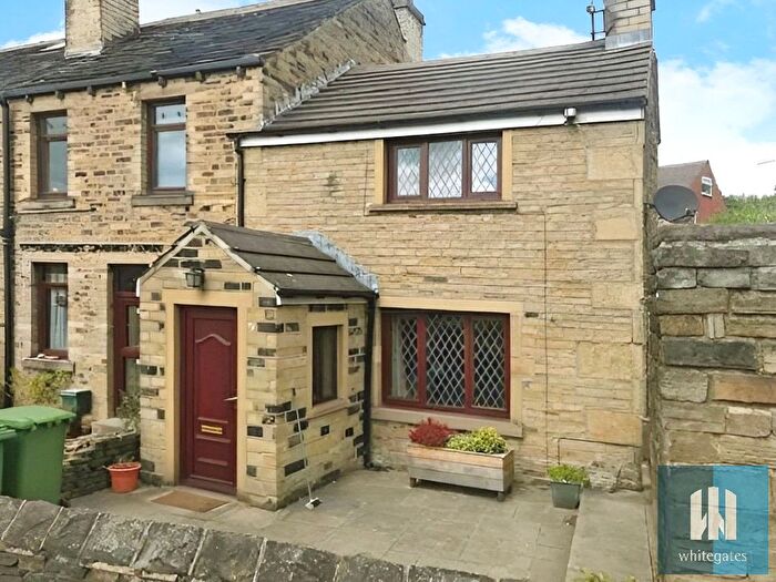2 Bedroom End Of Terrace House To Rent In Station Road, Fenay Bridge, Huddersfield, HD8