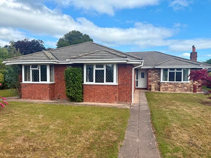 4 Bedroom Detached Bungalow For Sale In The Orchards, Allensmore, Hereford, HR2