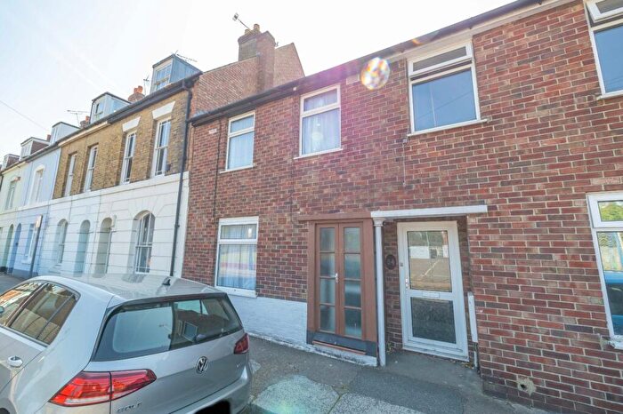 3 Bedroom Terraced House To Rent In Havelock Street, Canterbury, CT1