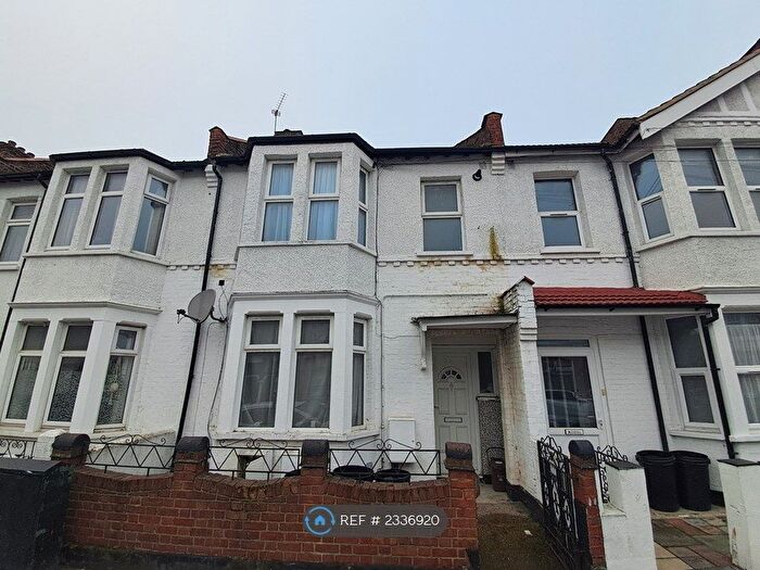 2 Bedroom Terraced House To Rent In Longmead Road, London, SW17