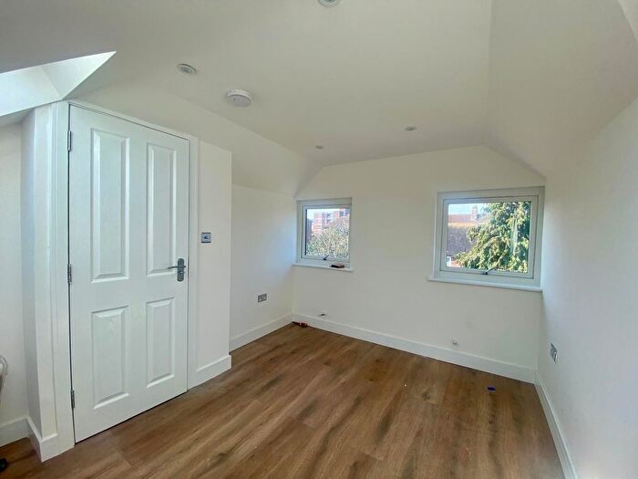 1 Bedroom Flat To Rent In Huntingfield Road, London, SW15