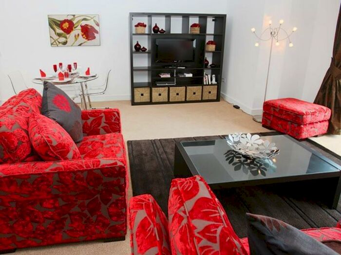 2 Bedroom Apartment To Rent In High Street, Poole, BH15