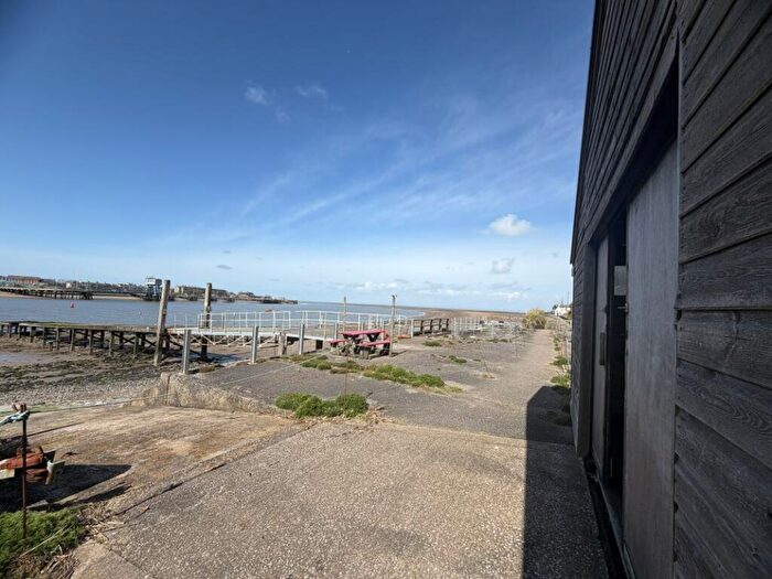 Detached House For Sale In The Burrow, Wyre Side, Knott End-on-Sea, Poulton-le-Fylde, Lancashire, FY6