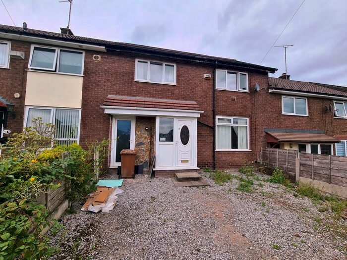 3 Bedroom Terraced House To Rent In Braemar Grove, Heywood, OL10