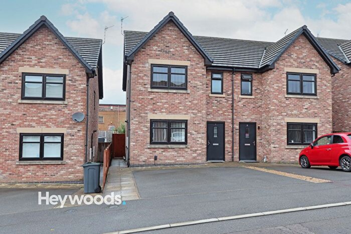 3 Bedroom Semi-Detached House For Sale In Walton Road, Trent Vale, Stoke-On-Trent, ST4