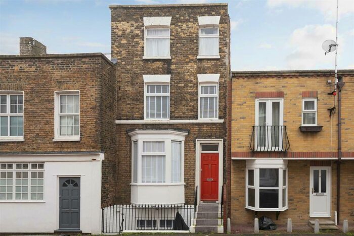 3 Bedroom House To Rent In Townley Street, Ramsgate, CT11