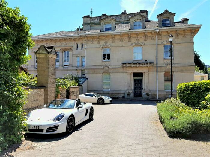 1 Bedroom Apartment To Rent In Goodway House, Copps Road, Leamington Spa, Warwickshire, CV32