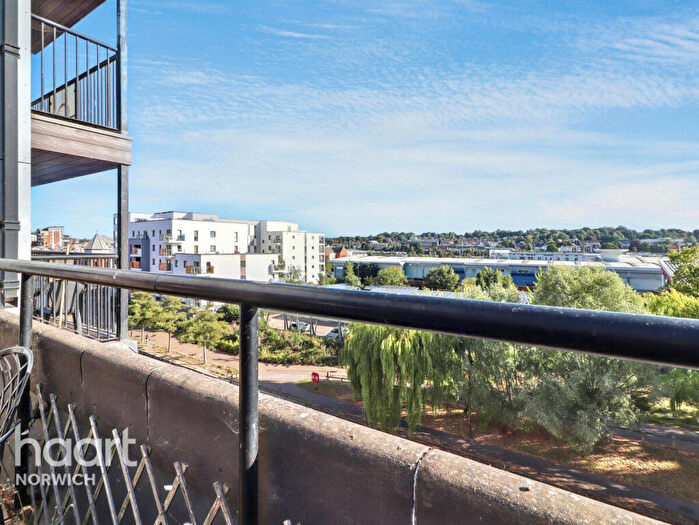 3 Bedroom Apartment For Sale In King Street, Norwich, NR1