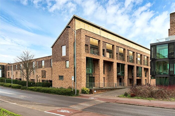 1 Bedroom Flat To Rent In Addenbrookes Road, Trumpington, Cambridge, Cambridgeshire, CB2