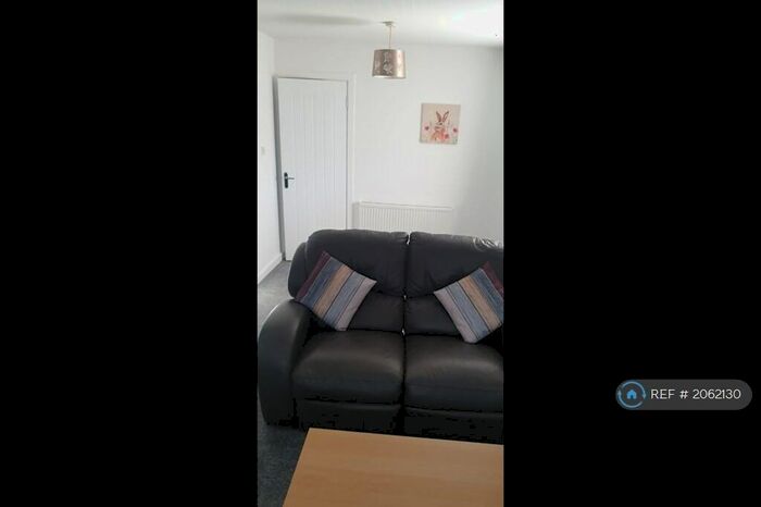 1 Bedroom Flat To Rent In Towers Court, Falkirk, FK2