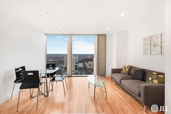 1 Bedroom Flat To Rent In Landmark West, Marsh Wall, E14