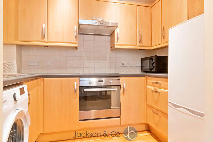 2 Bedroom Apartment To Rent In Waterside Lane, Colchester, CO2