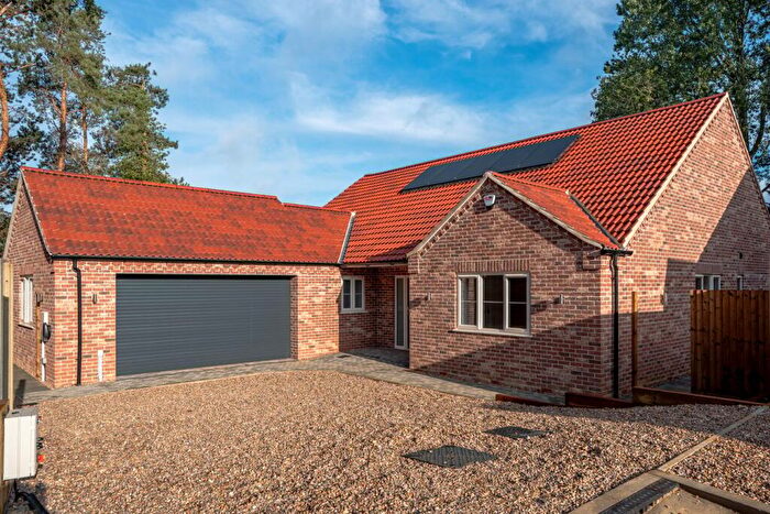 3 Bedroom Bungalow For Sale In London Road, Downham Market, PE38