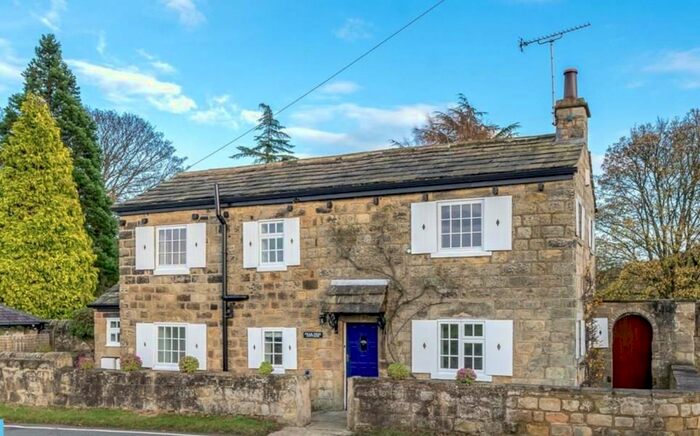 3 Bedroom Property To Rent In Pear Tree Cottage, Sandhills, Thorner, LS14