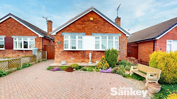 2 Bedroom Detached Bungalow For Sale In Crookes Avenue, Pleasley, NG19