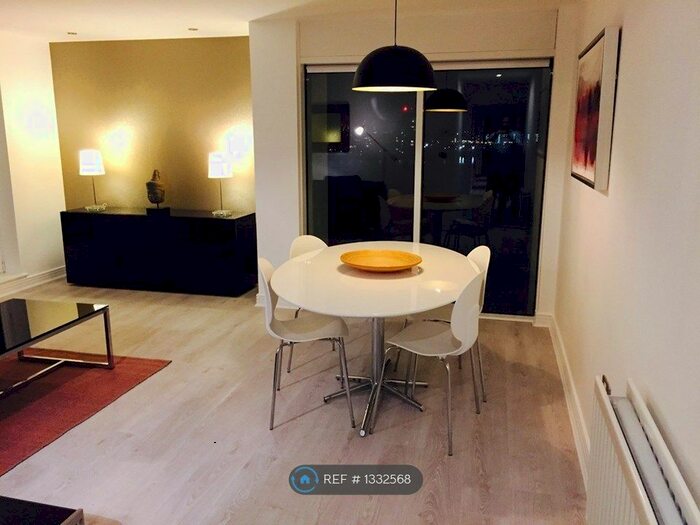 2 Bedroom Flat To Rent In Erebus Drive, London, SE28