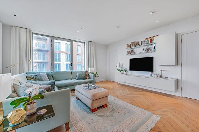 2 Bedroom Flat To Rent In West Hampstead Square, London, NW6