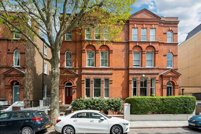 1 Bedroom Flat To Rent In Auriol Road, West Kensington, W14