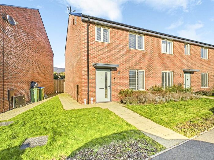 2 Bedroom End Of Terrace House For Sale In Boulton Road, Weston Turville, Aylesbury, HP22