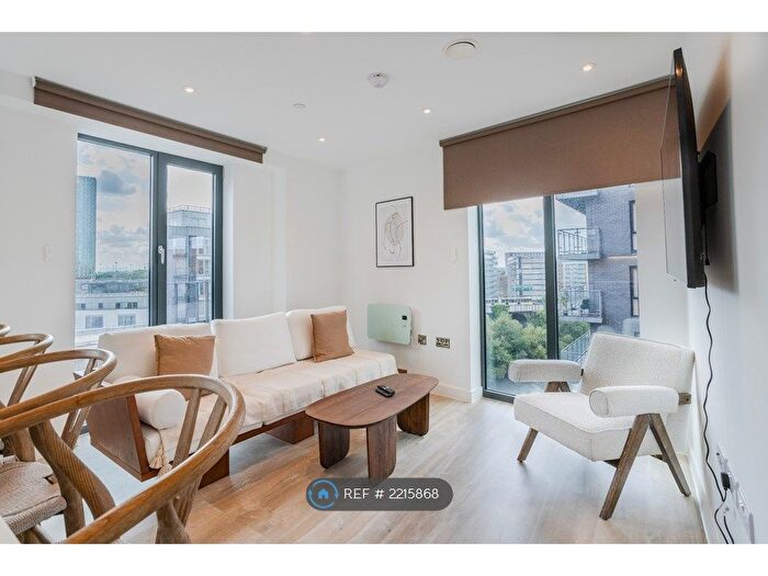 2 Bedroom Flat To Rent In Derwent St, Manchester, M5