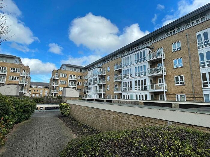 1 Bedroom Flat For Sale In St Davids Square, Lockes Wharf, Isle Of Dogs, London, E14