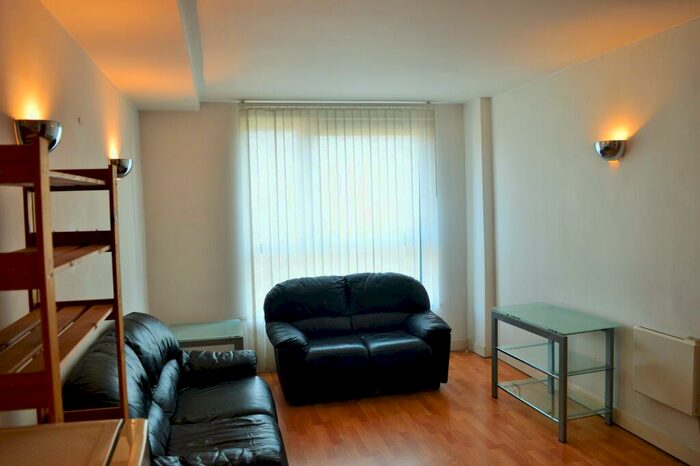 1 Bedroom Apartment To Rent In West One City, Sheffield, S1
