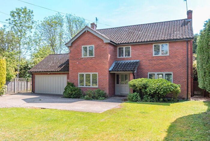 5 Bedroom Detached House For Sale In Sechelt, Gaston Street, East Bergholt, CO7