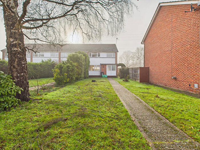 3 Bedroom End Of Terrace House For Sale In Woodley, RG5