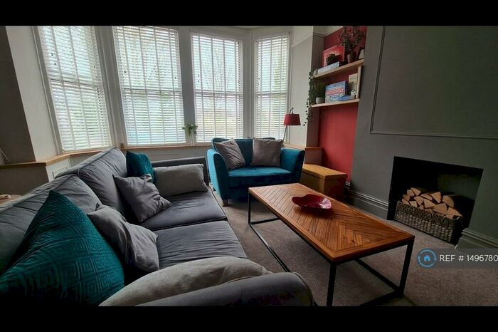 2 Bedroom Flat To Rent In Coronation Road, Bristol, BS3