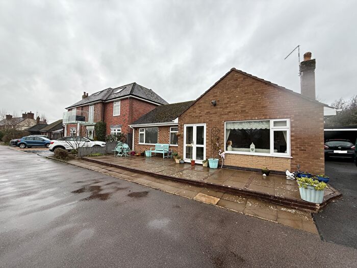 3 Bedroom Bungalow To Rent In Nursery Lane, Tamworth, B78