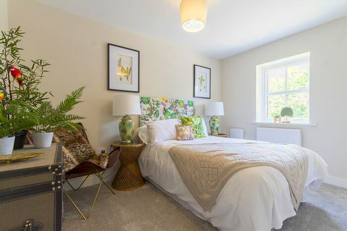 3 Bedroom Semi-Detached House For Sale In Hawthorne Meadows, Chesterfield Rd, Barlborough S43