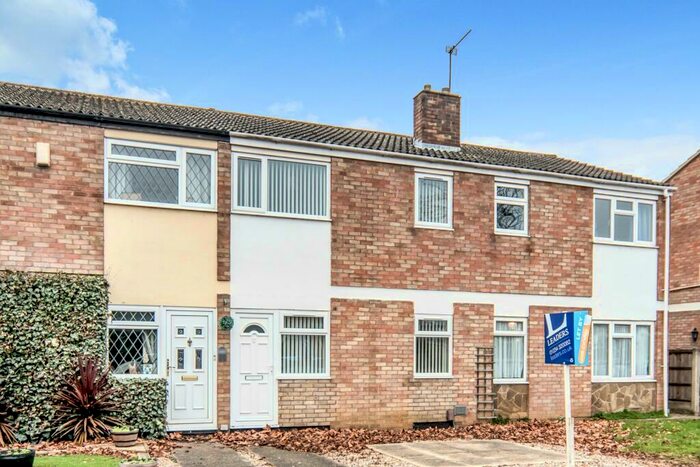 3 Bedroom Terraced House To Rent In The Links, Kempston, Bedfordshire, MK42