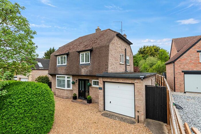 3 Bedroom Detached House For Sale In Cherry Orton Road, Peterborough, PE2