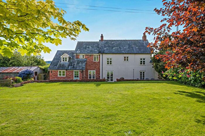 5 Bedroom Detached House For Sale In Bush Bank, Hereford, HR4