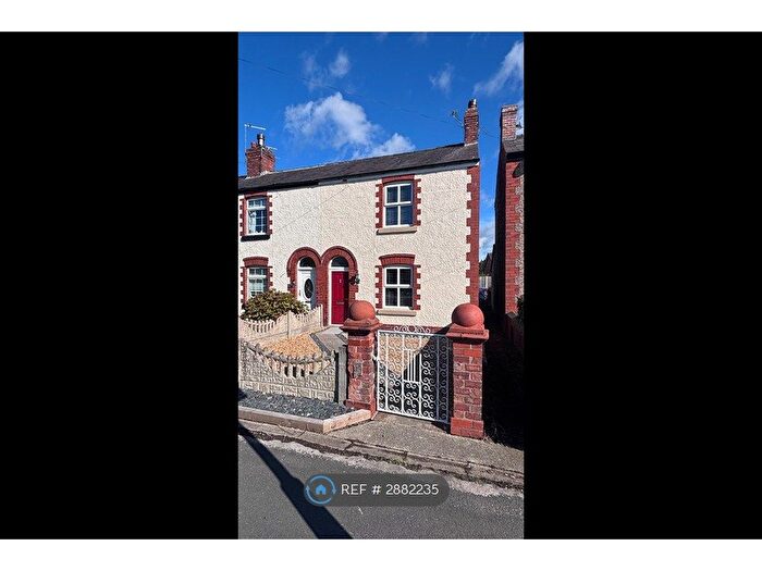 2 Bedroom Terraced House To Rent In The Green, Chorley, PR7
