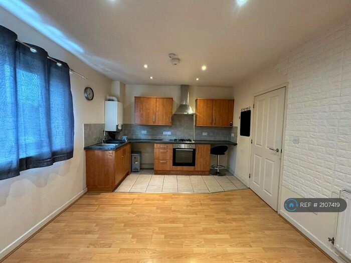 2 Bedroom Flat To Rent In Edward Street, Burton On Trent, DE14