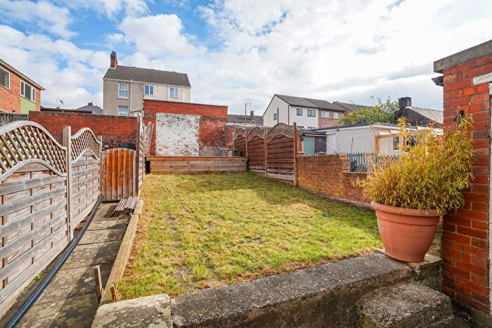 2 Bedroom Semi-Detached House For Sale In Holland Road, Old Whittington, S41